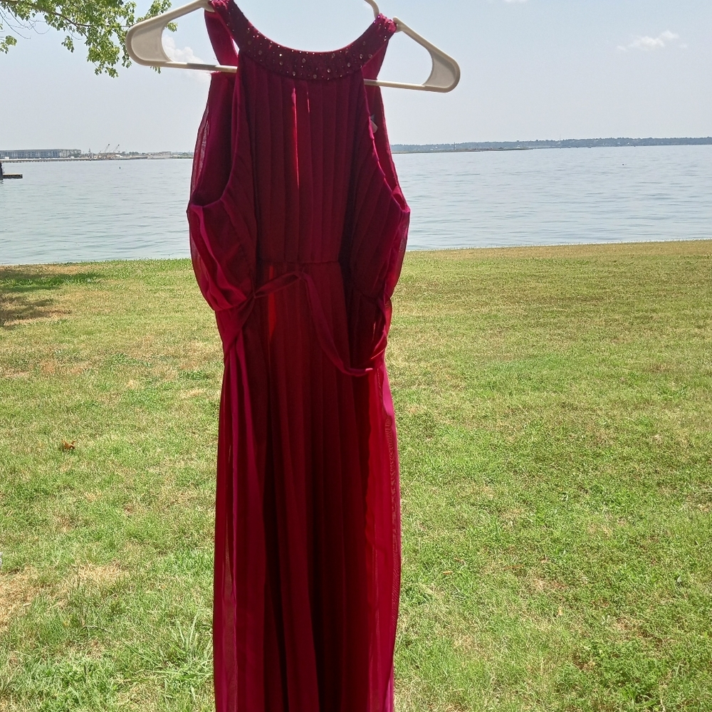 Burgundy Tween Diva Roundneck Dress